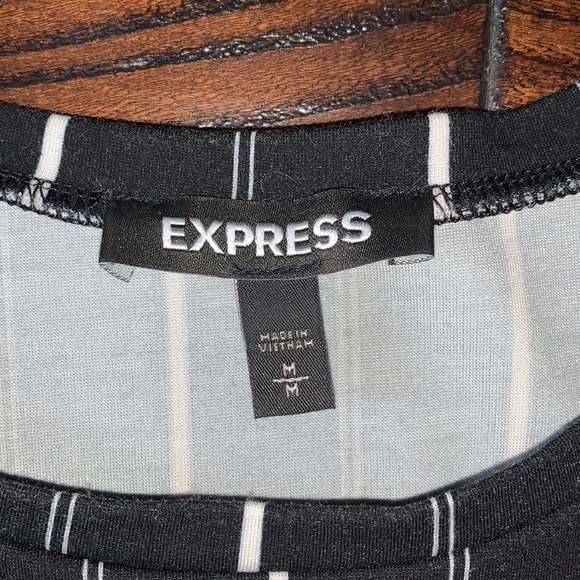 Express Top - Picture 5 of 5